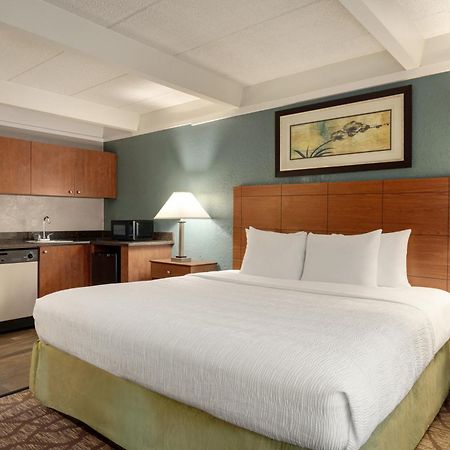 Cascade Americinn By Wyndham Grand Rapids Airport North מראה חיצוני תמונה