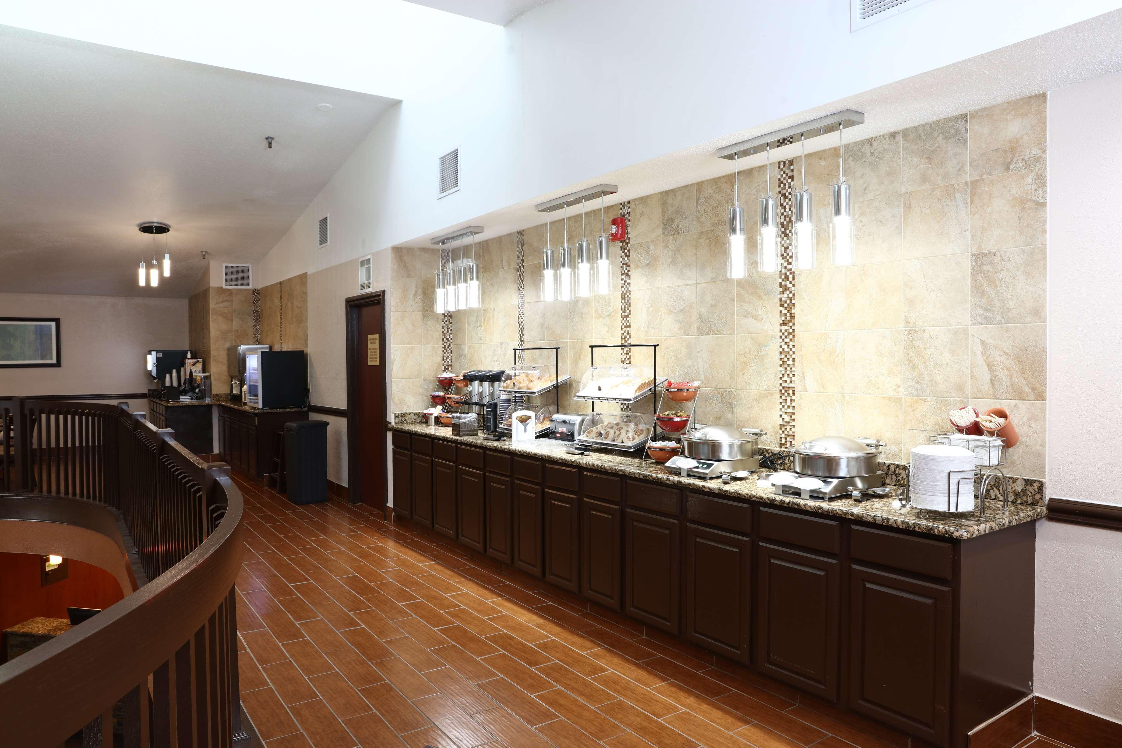 Cascade Americinn By Wyndham Grand Rapids Airport North מראה חיצוני תמונה