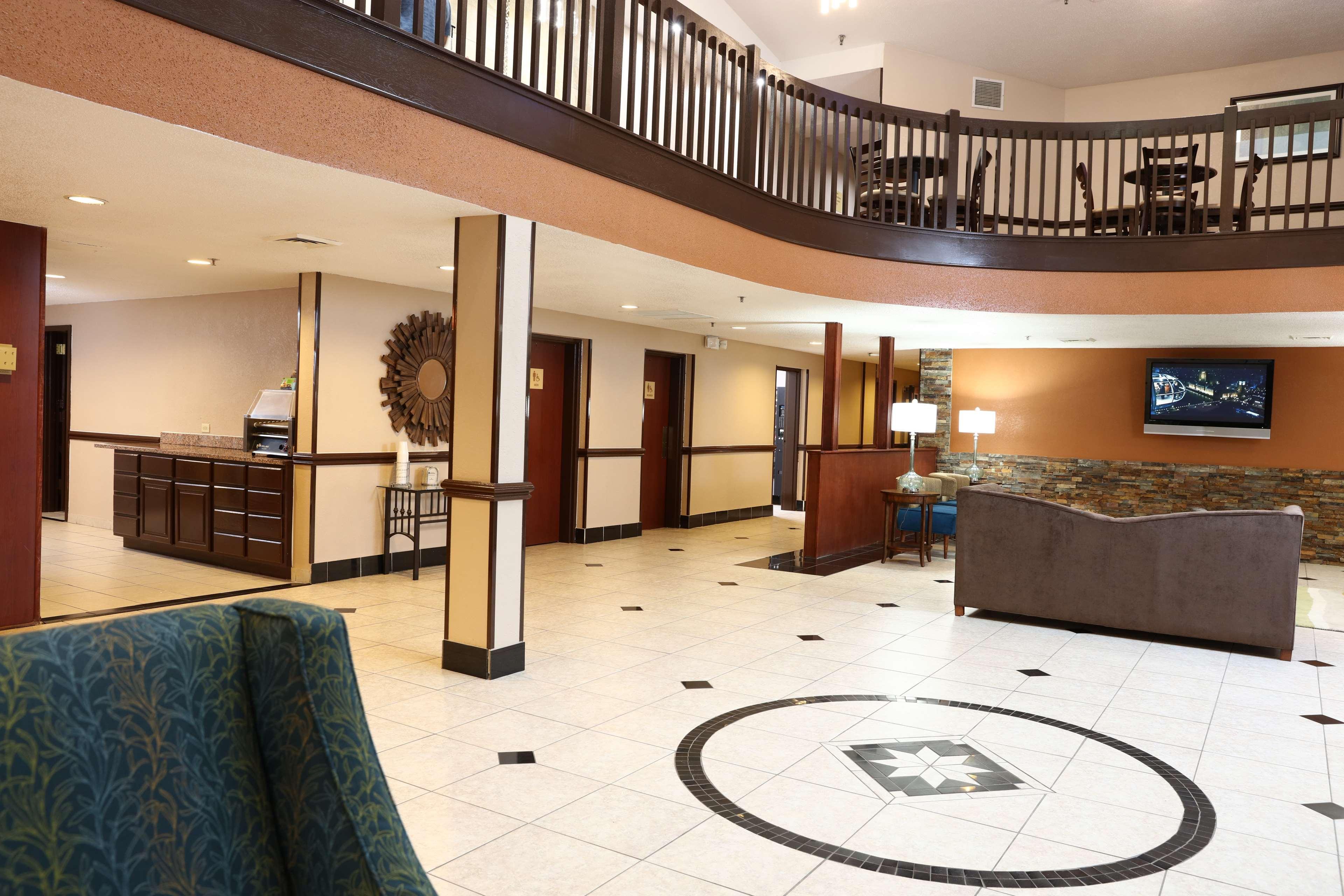 Cascade Americinn By Wyndham Grand Rapids Airport North מראה חיצוני תמונה
