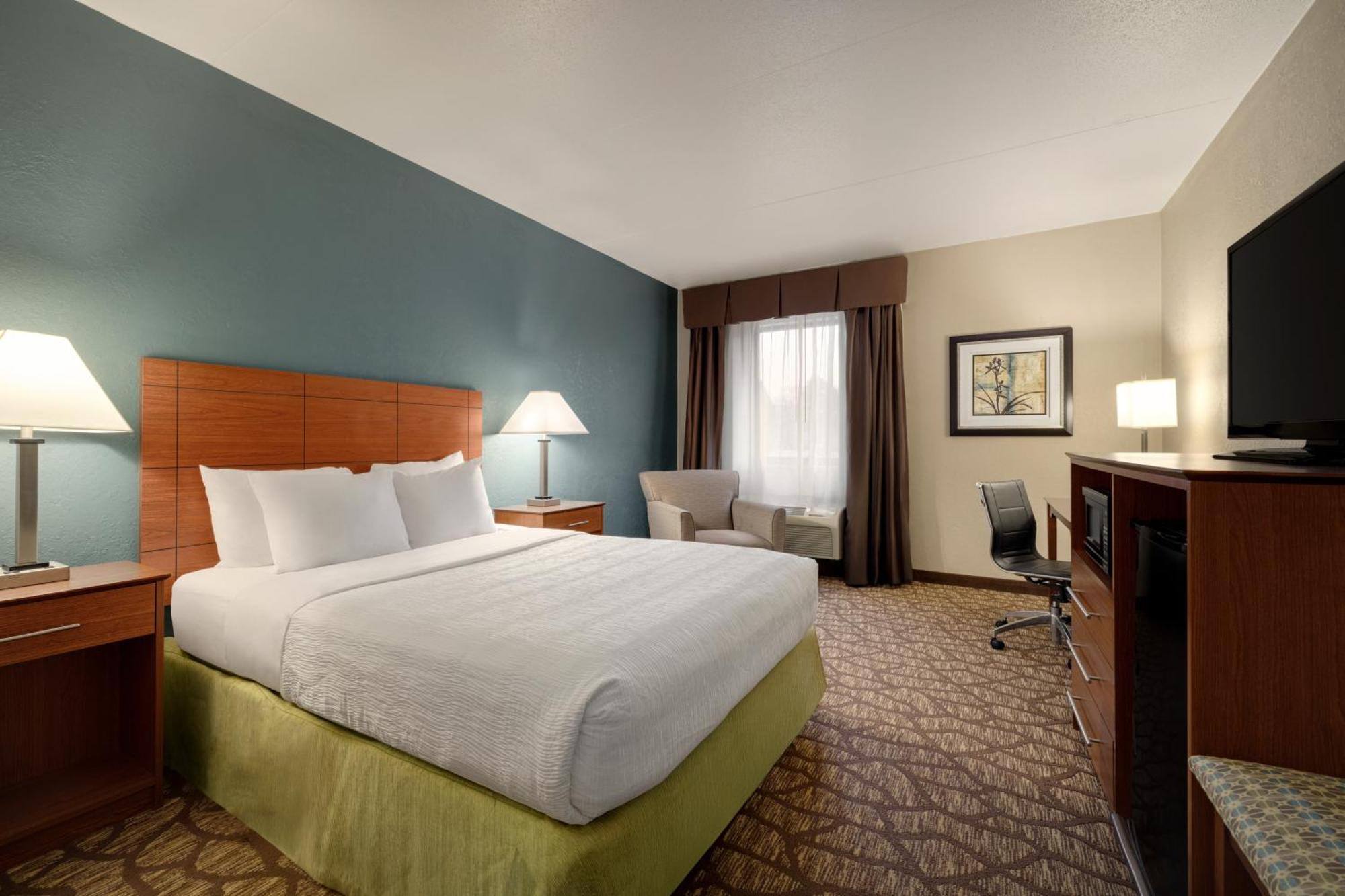Cascade Americinn By Wyndham Grand Rapids Airport North מראה חיצוני תמונה