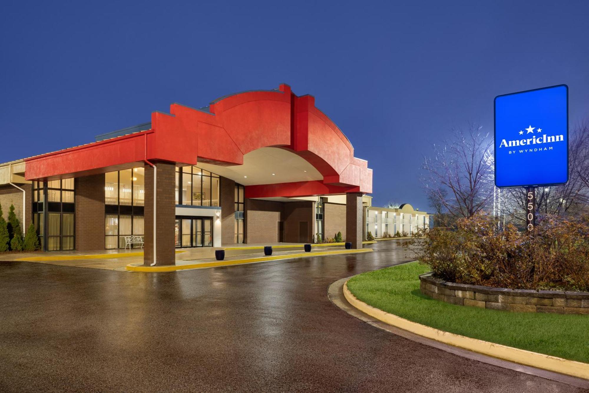 Cascade Americinn By Wyndham Grand Rapids Airport North מראה חיצוני תמונה